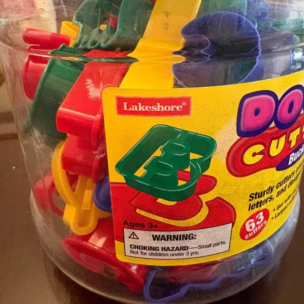 Lakeshore‎ Learning Dough Cutters Bucket 53 pieces Alphabet Numbers Shapes RA188